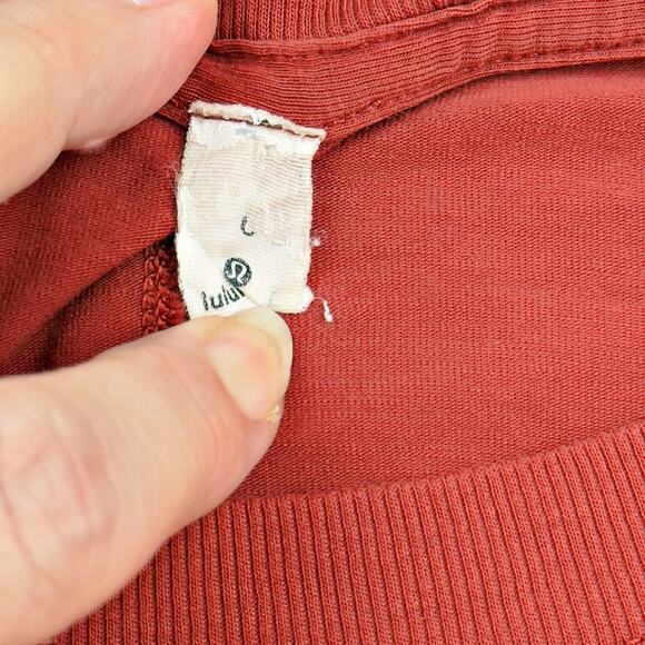 Rare Lululemon Women's MEDIUM Aloha All Yours Tee Tshirt Hawaii Exclusive *READ* - Picture 5 of 7